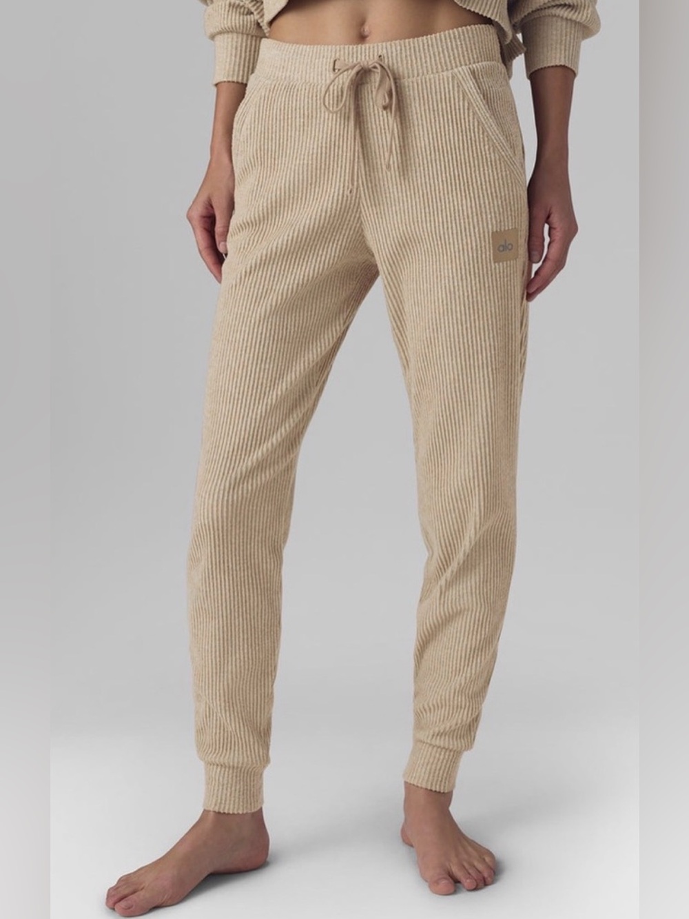 Alo Yoga Muse Sweatpants Ribbed Jogger Pants Tan Gravel Lounge Women's Large L